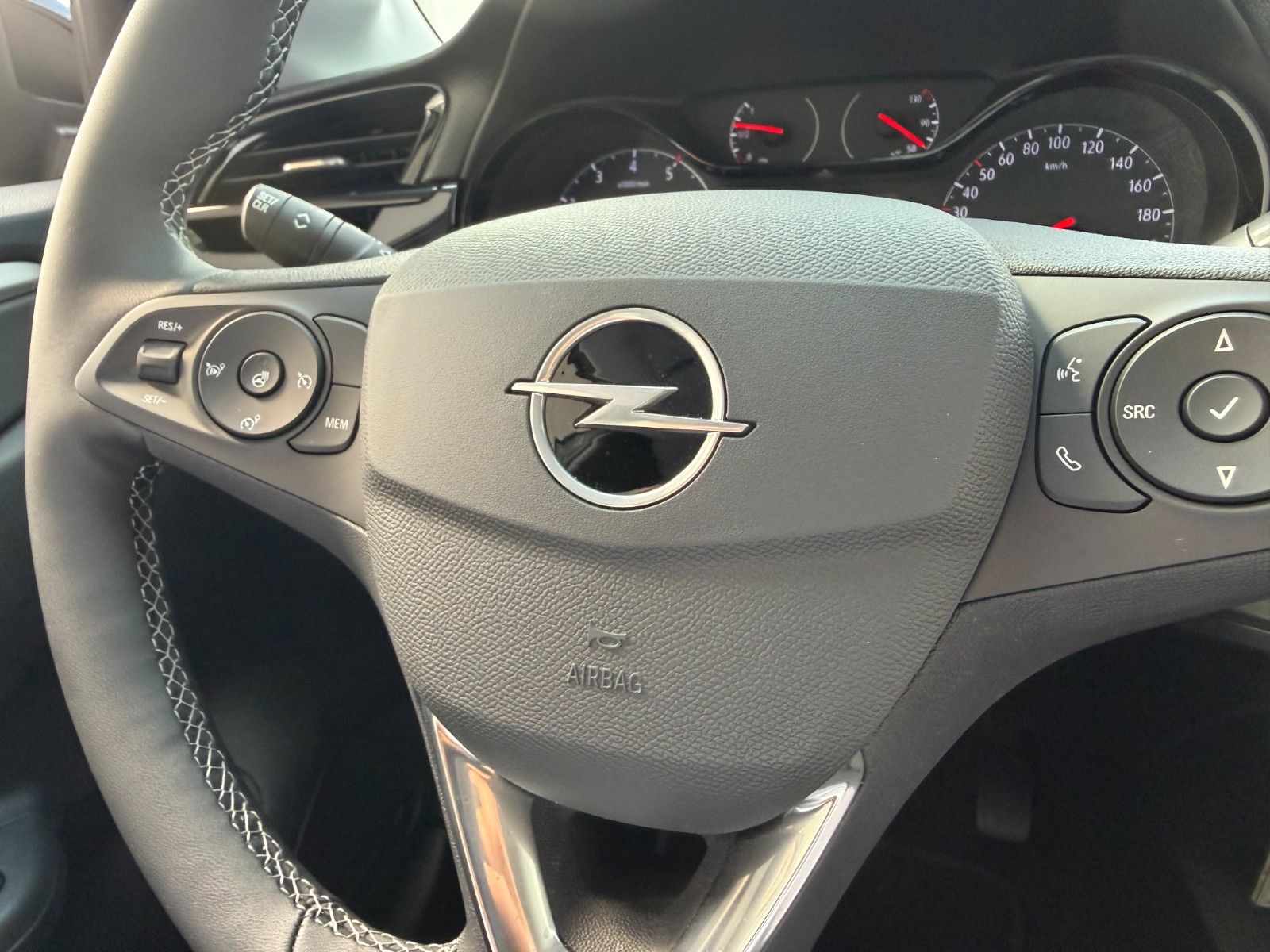 Fahrzeugabbildung Opel Corsa F Edition 1.2L 100PS/PDC/Sitzheizung!