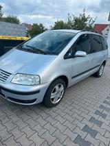 Volkswagen VW Sharan 1,9 TDI TÜV 10.27 - VW Sharan Gebrauchtwagen in Bielefeld