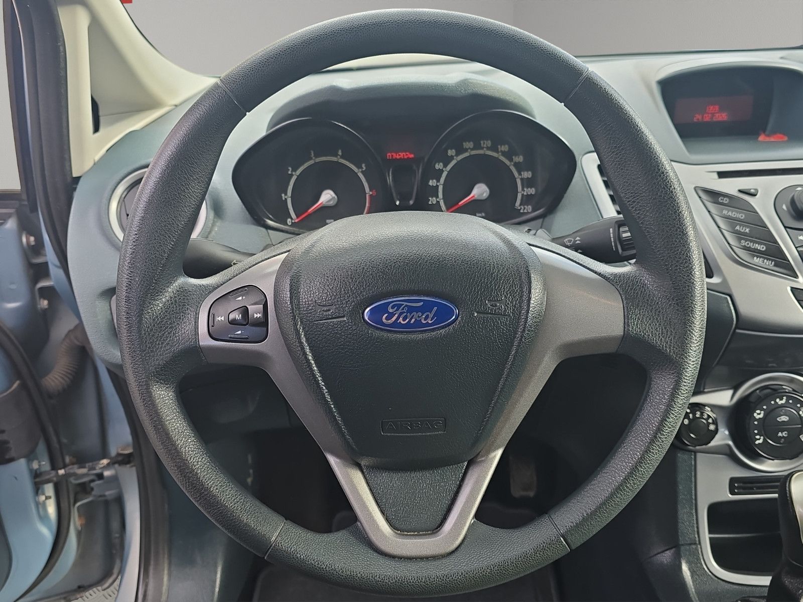 Fahrzeugabbildung Ford Fiesta Trend AUS 1.HAND KLIMA