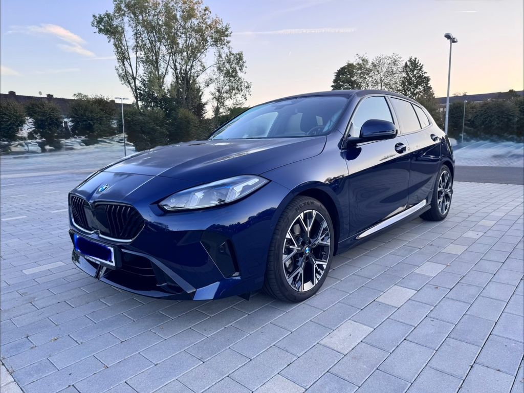 Image of BMW 120