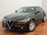 Alfa Romeo Giulia Super Automatik Leder Tempomat Ahk - schwarze Alfa Romeo Giulia