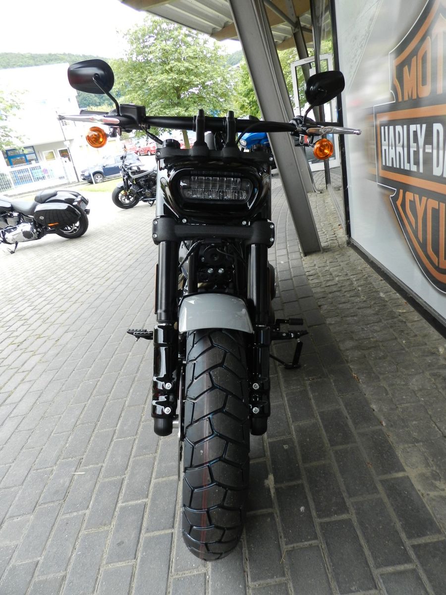 Fahrzeugabbildung Harley-Davidson Softail Fat Bob 114 FXFBS Sofort Verfügbar 2024