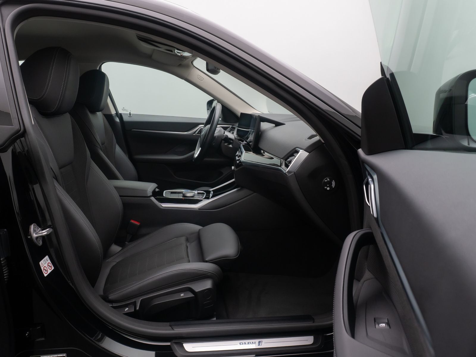 Fahrzeugabbildung BMW i4 eD35 Gran Coupe DAB Kamera Cockpit+ Widscreen