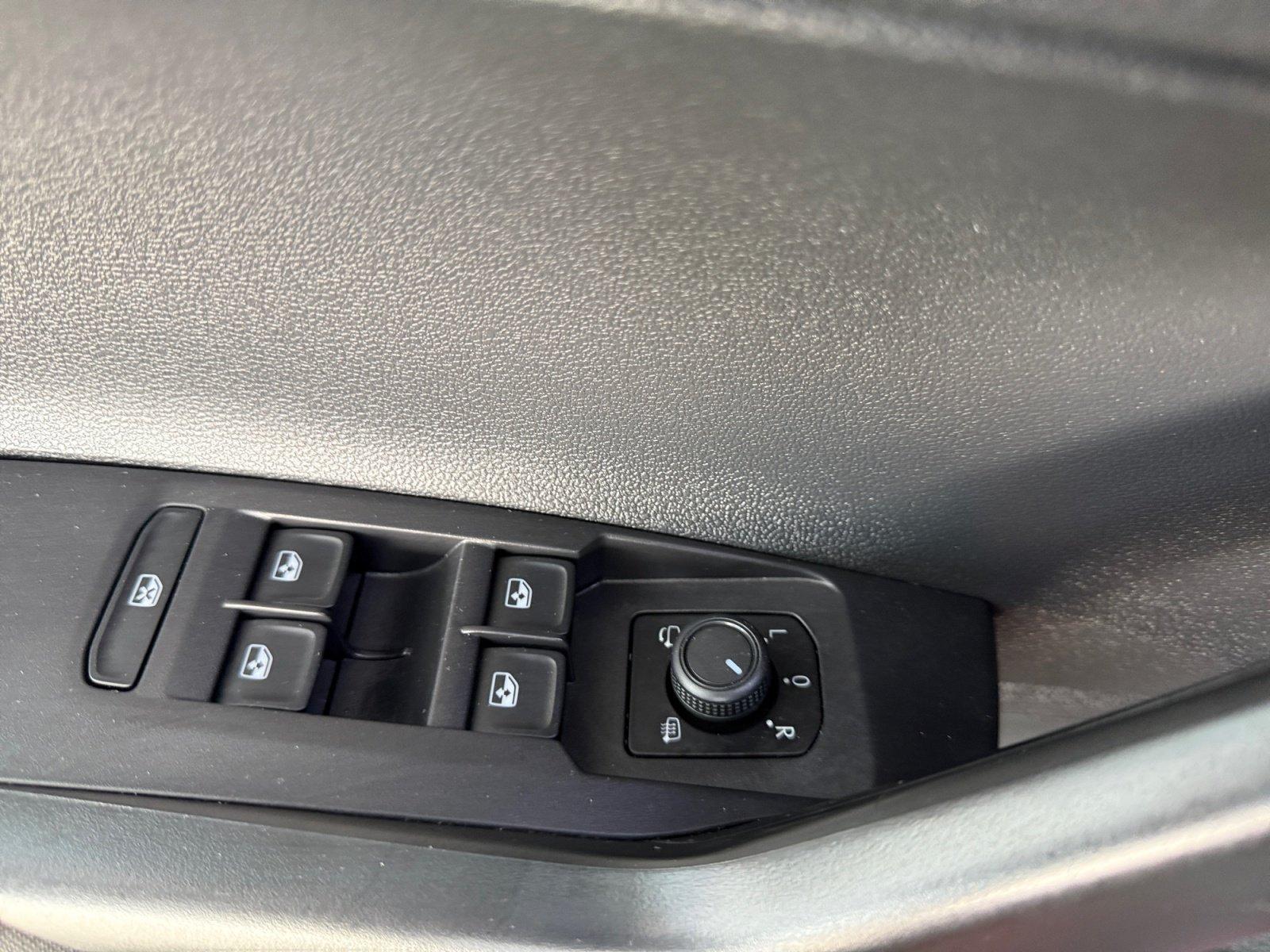 Volkswagen Polo VI Life 1.0 TSI Navigation via App-Connect, миниатюра 17