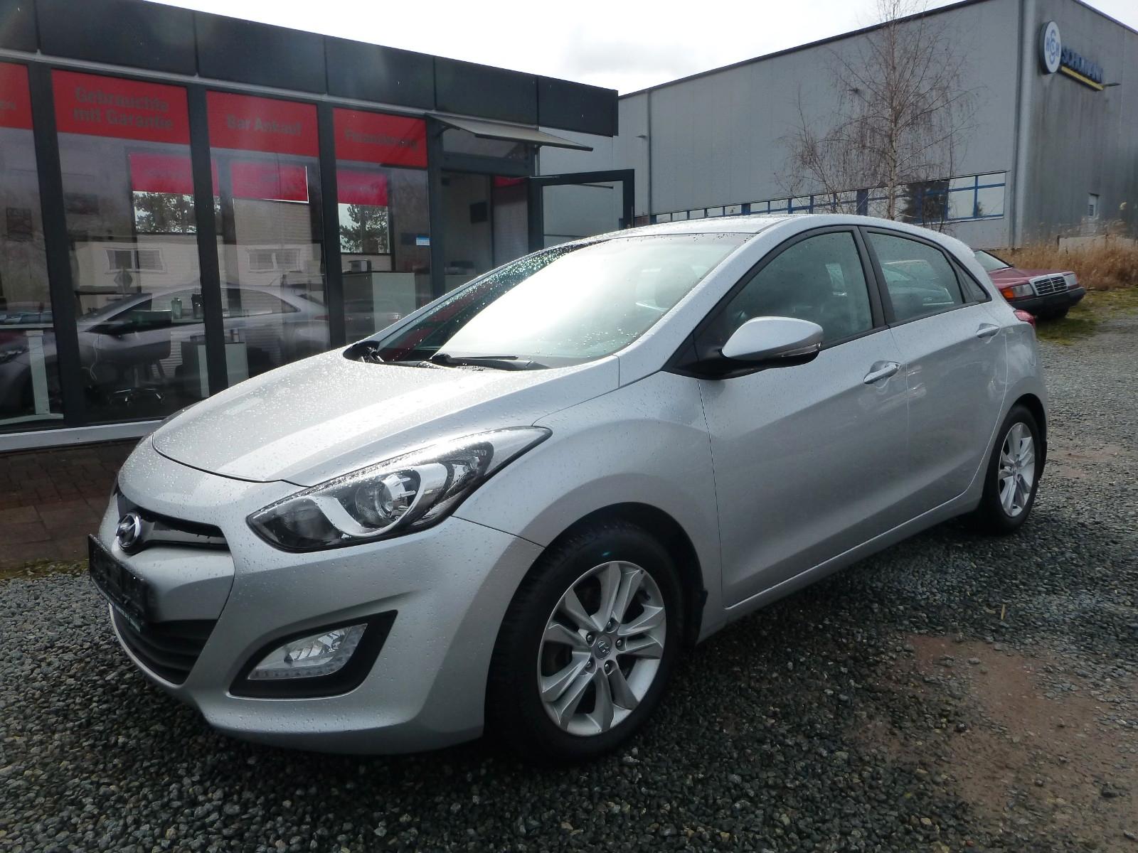 Hyundai i30 1.4 CRDi  Klimaautom. Sitzheizung HU/AU NEU