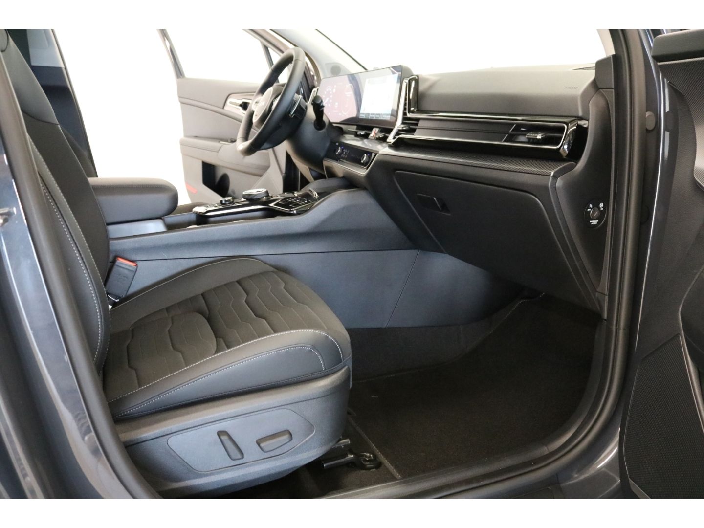 Fahrzeugabbildung Kia Sportage Ultimate Edition MHEV P1 Komfort-Paket