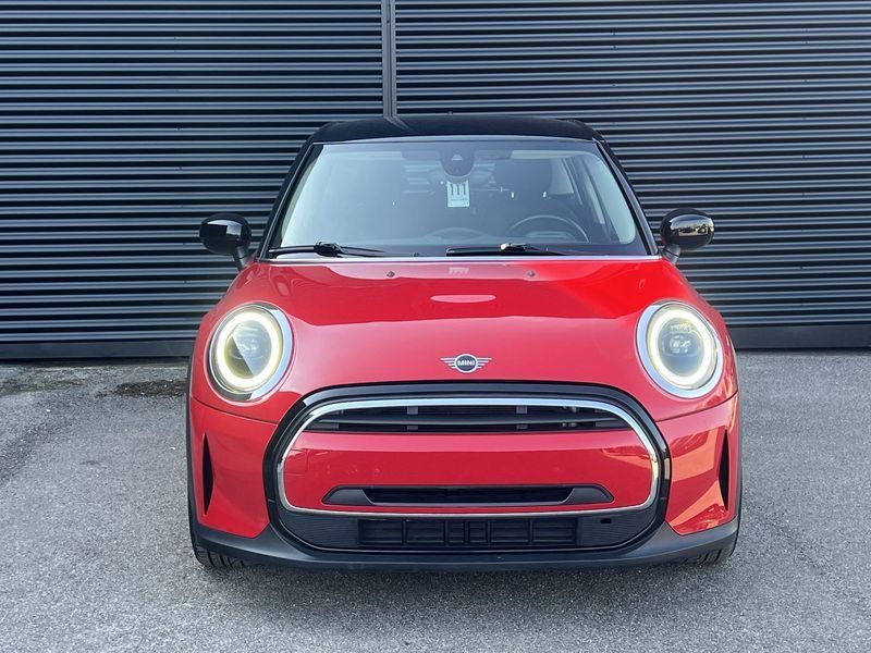 MINI Mini 5 porte Mini Cooper 1.5 Business Autom imagem 2