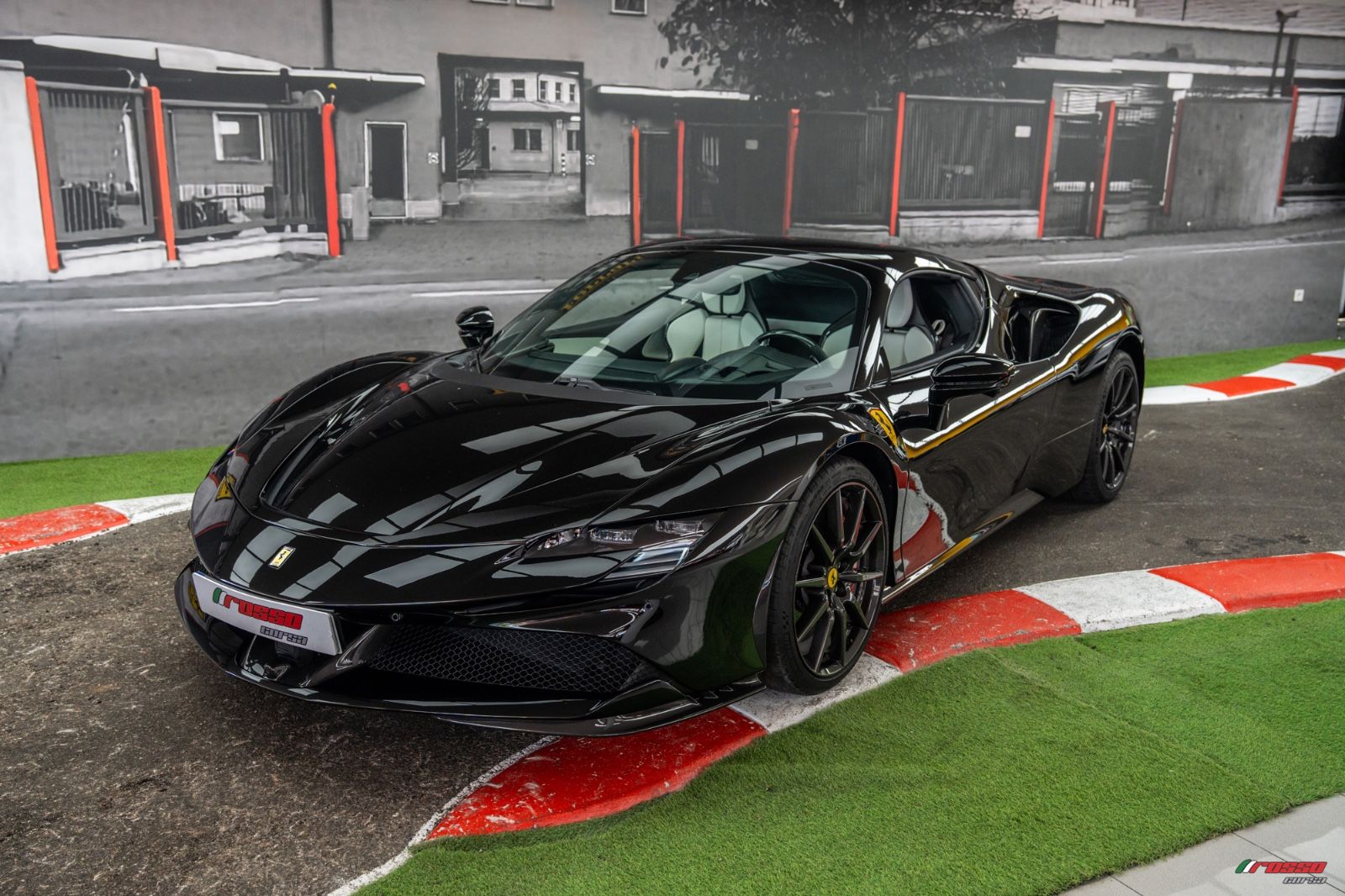Ferrari SF90 spider *OPEN-AIR HYBRID IN STEALTH MODE* imagem 2