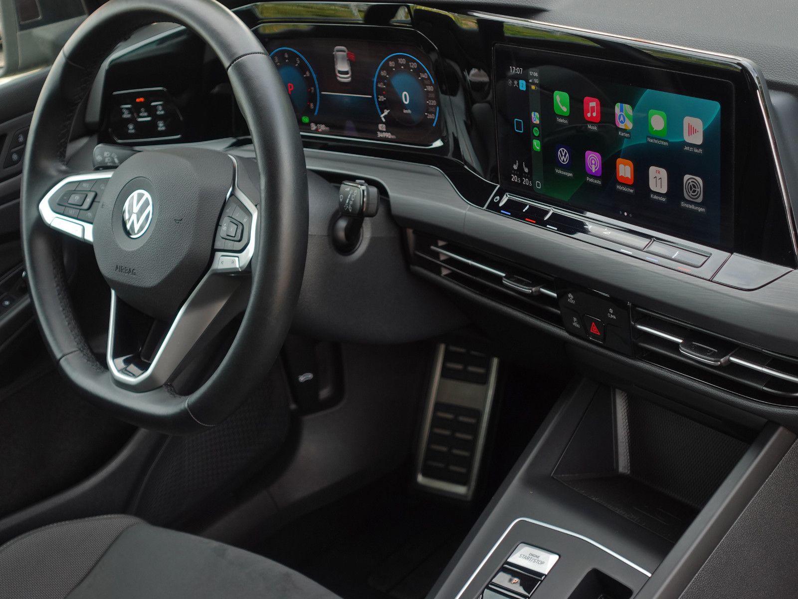 Fahrzeugabbildung Volkswagen Golf 2.0 TSI DSG 4MOTION Style IQ.Light Assist.