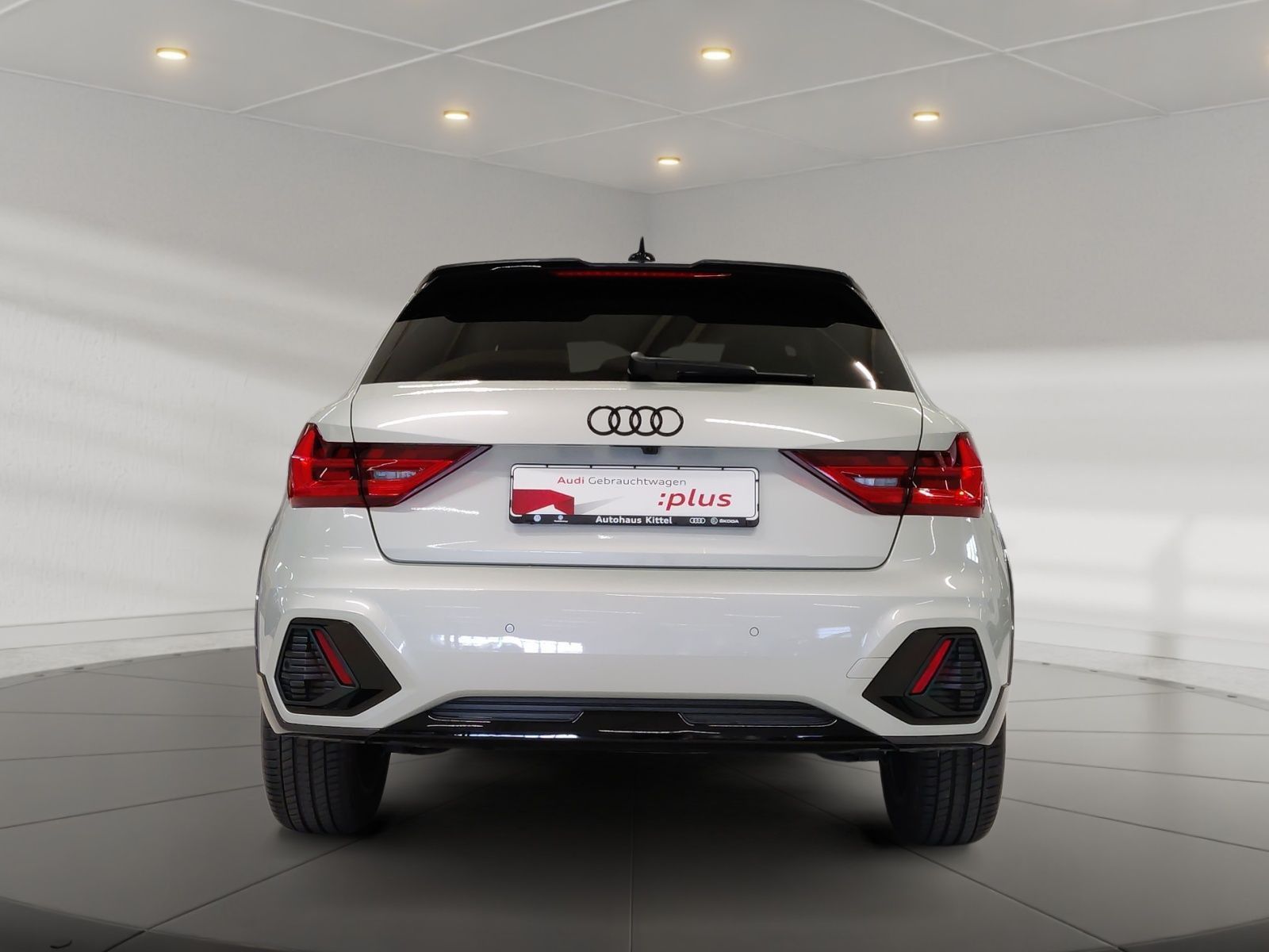 A1 allstreet 35 TFSI S tronic,Kamera,LED,Optik s