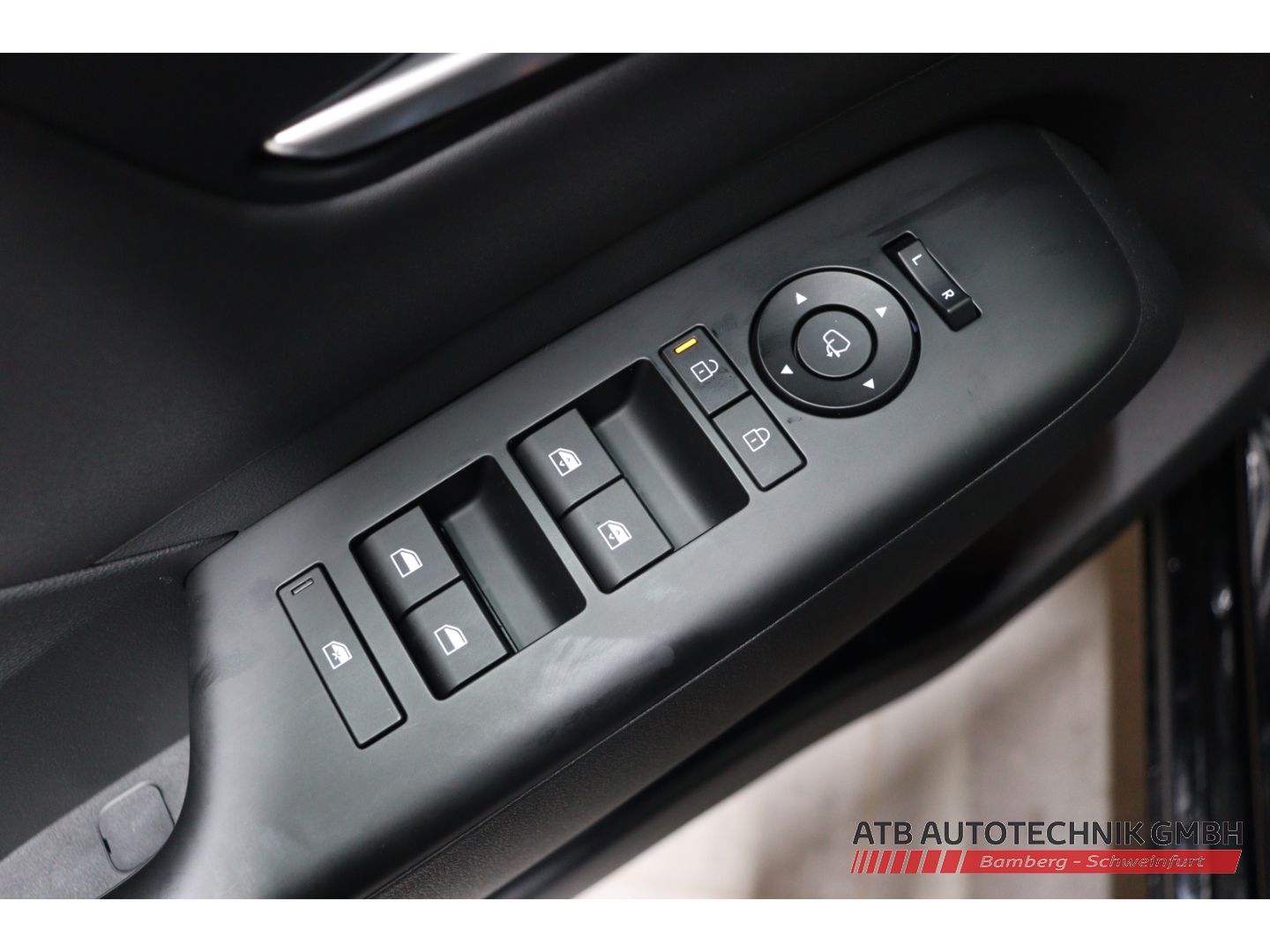 Fahrzeugabbildung Hyundai KONA Elektro SX2 65,4kWh PRIME-Paket, Sitz-Komfo