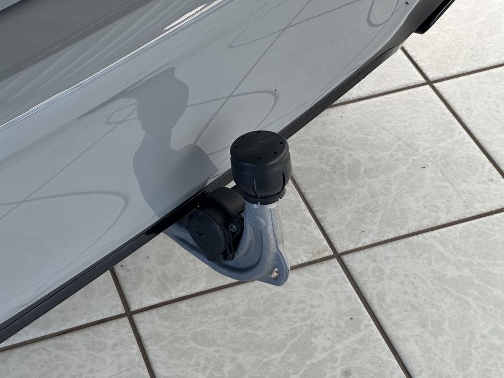 Fahrzeugabbildung Mercedes-Benz A 200 AMG*NIGHT*AHZV*RFK*LENKRHZG*DAB*AMBIENTE*