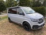 Volkswagen T6.1 California Coast Edition und Extras(5000 €) - silberne Volkswagen T6 California