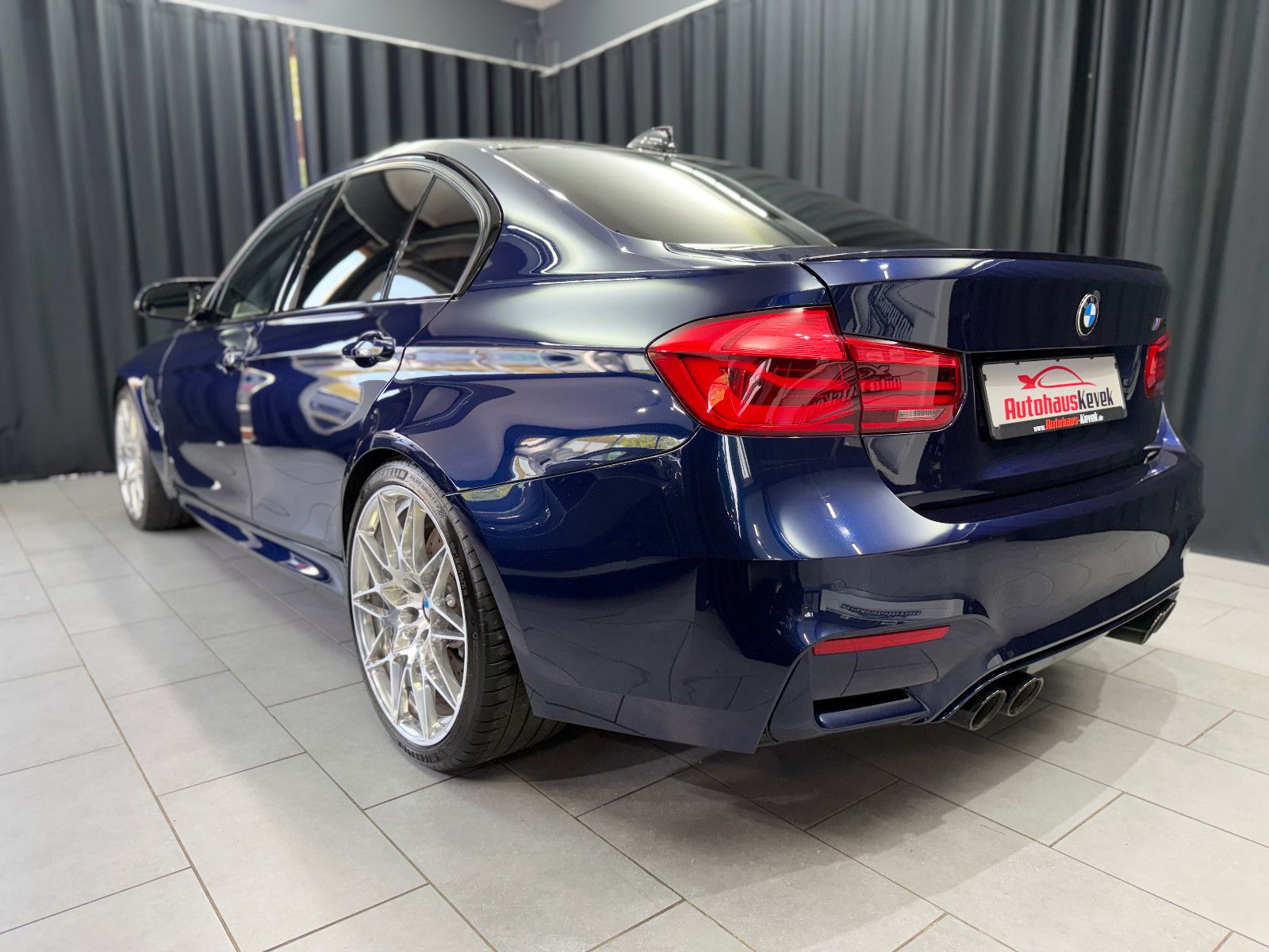 Fahrzeugabbildung BMW M3 Competition|D-FZG|INDIVIDUAL|H&K|M-DRIVER|HuD