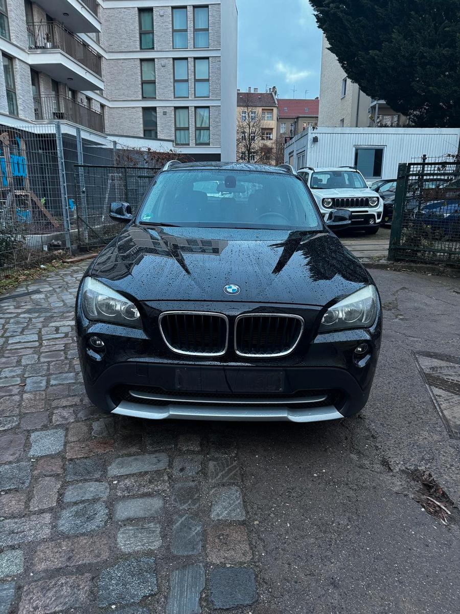 BMW X1 18 d xDrive 1.Hand*AUT*Lagerschaden