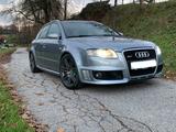 Audi RS4 Avant 4.2 B7 - Audi A4: RS