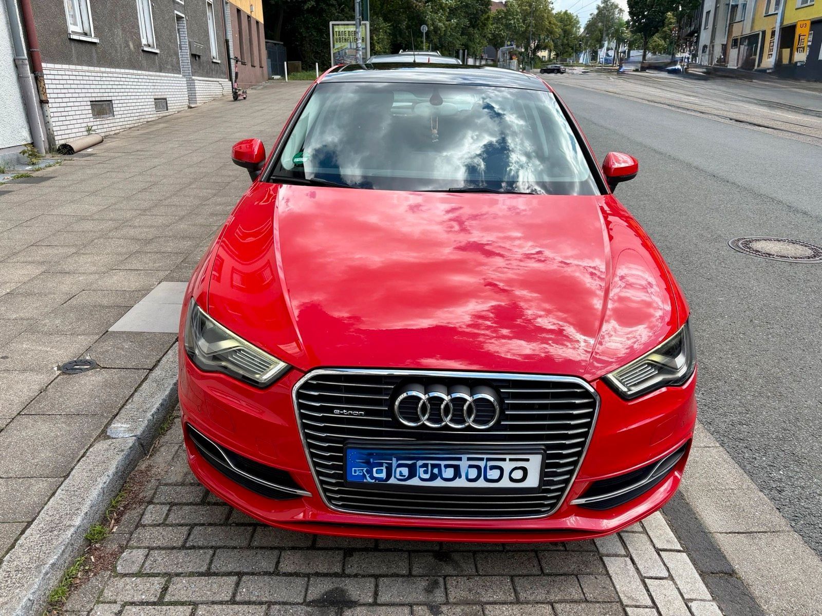 AUDI Audi A3 e-tron Sportpack 2015 .Hybrid tüv neu