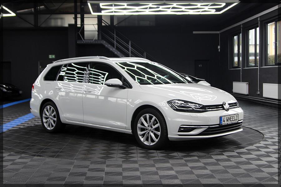 Volkswagen Golf 2.0 TDI Highline Variant PDC / VIRTUAL