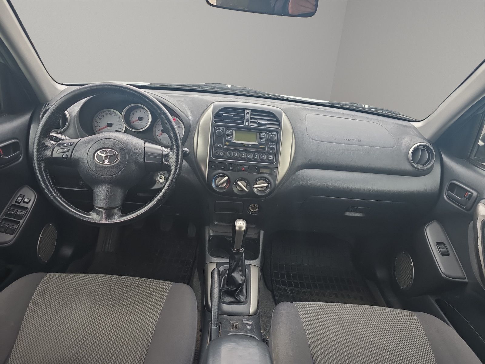 Fahrzeugabbildung Toyota RAV 4 RAV4 2.0 Edition 4X4 Allrad+Aus 1.Hand+AHK