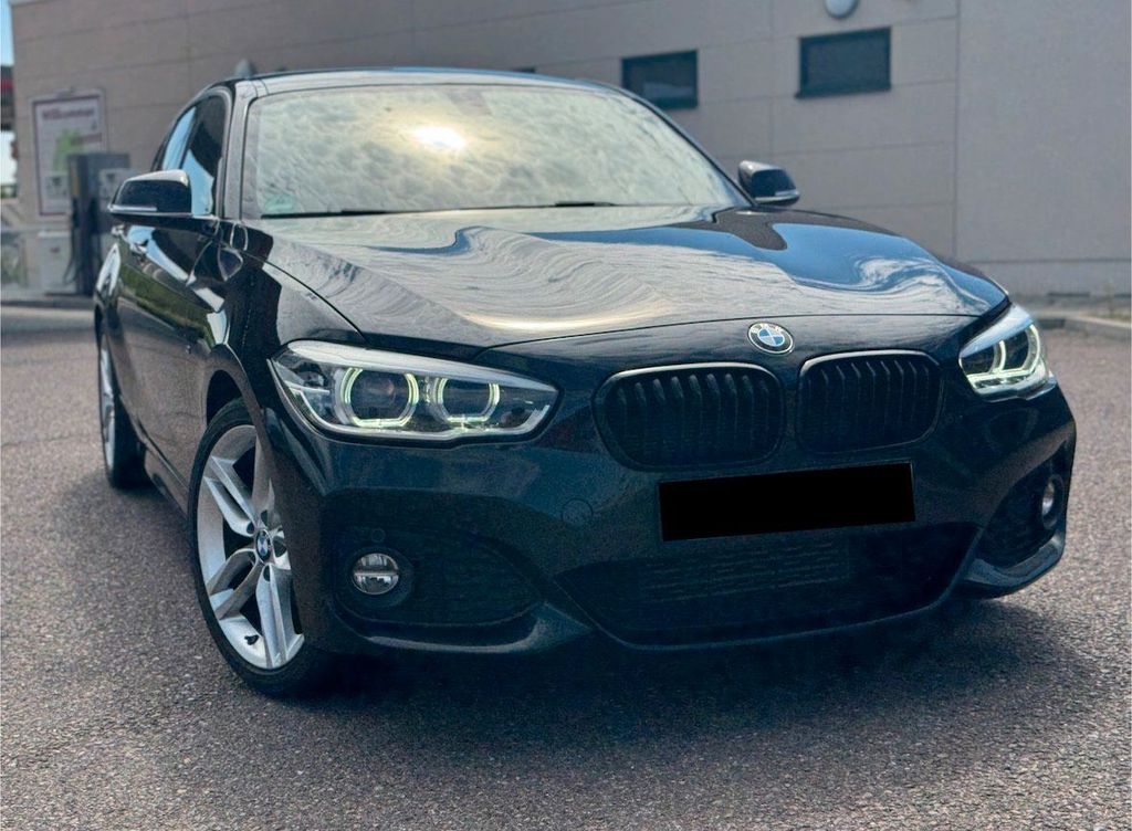 Image of BMW 120