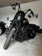 Harley-Davidson Street Bob - HARLEY-DAVIDSON 2008 STREET BOB