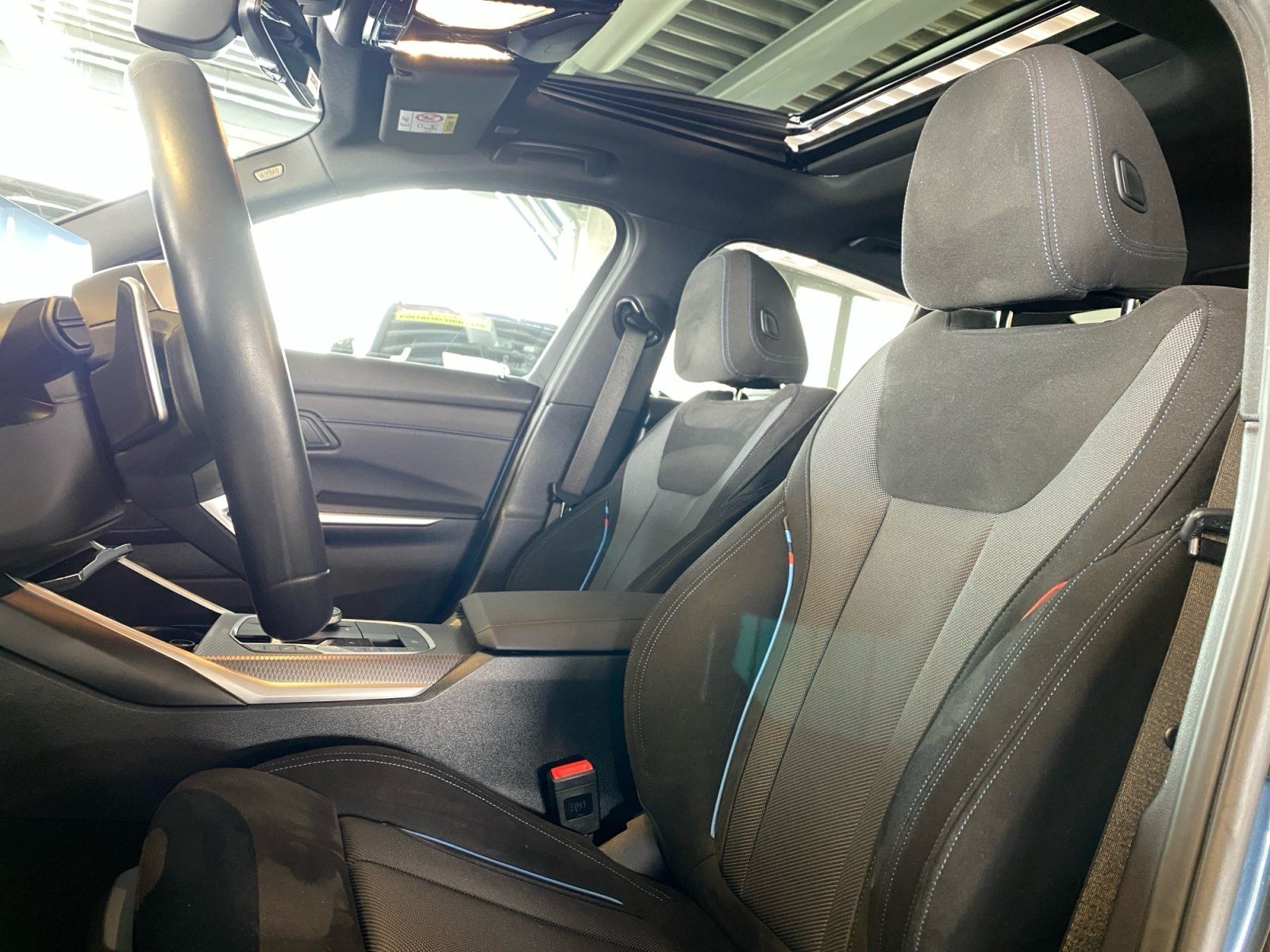BMW 330 - Bild 8