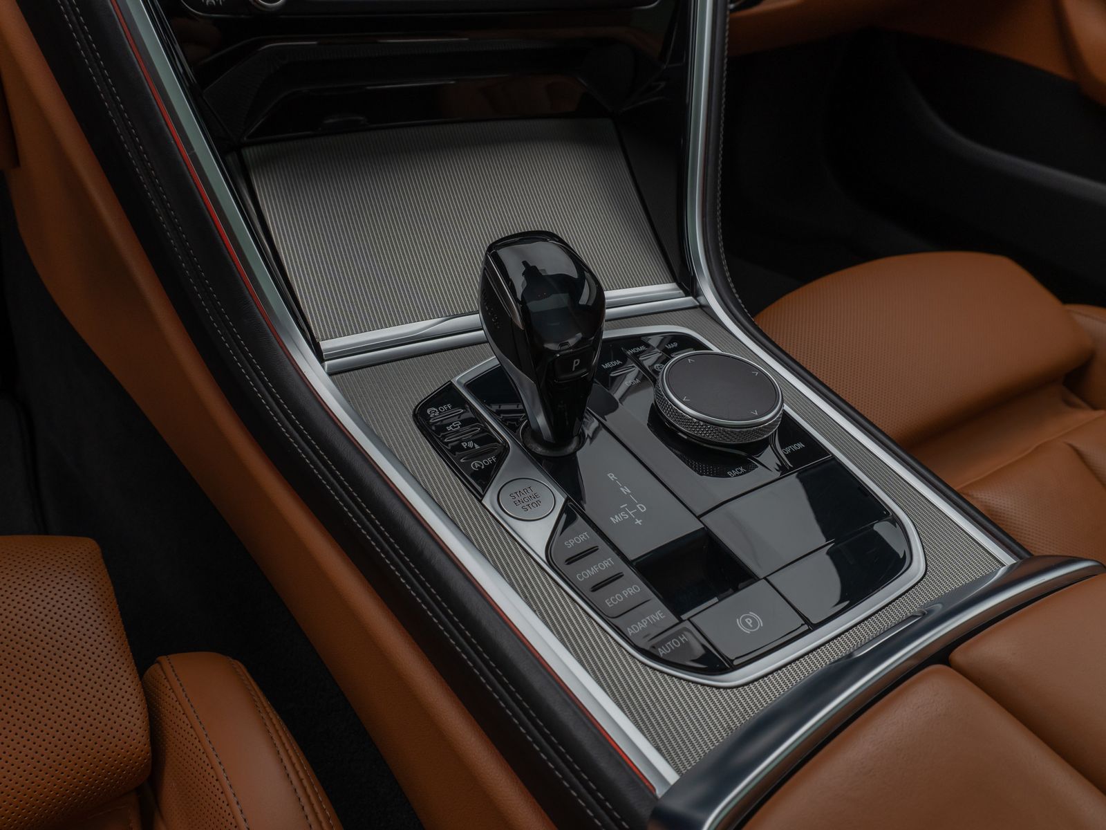 Fahrzeugabbildung BMW M850i xD GC Panorama 360°DAB H/K SoftCl 20Zoll