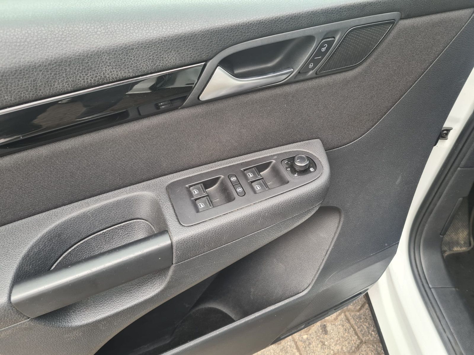 Fahrzeugabbildung SEAT Alhambra Style / NAVI / KAMERA / MWST