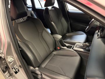Toyota Corolla Cross - 10