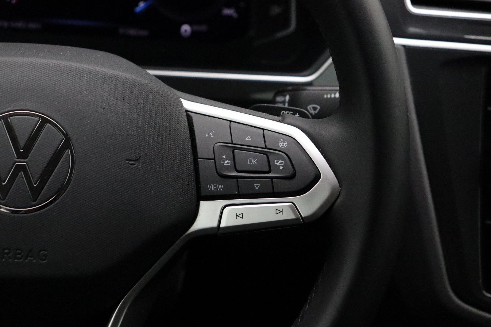 Fahrzeugabbildung Volkswagen Tiguan 2.0 Elegance 4Motion