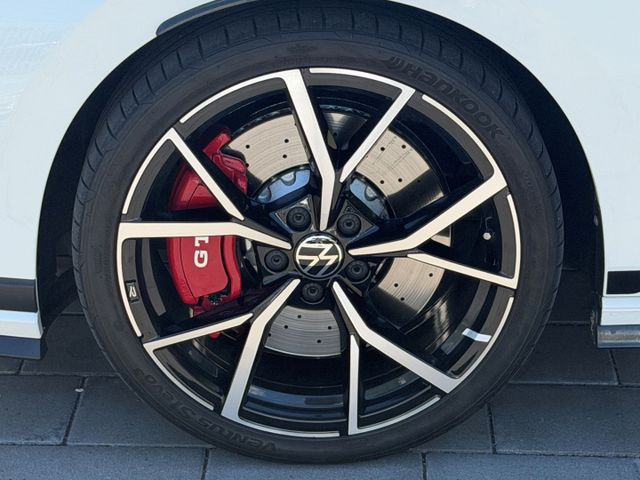 Golf VIII GTI Clubsport AD El. Panodach Navi Dig