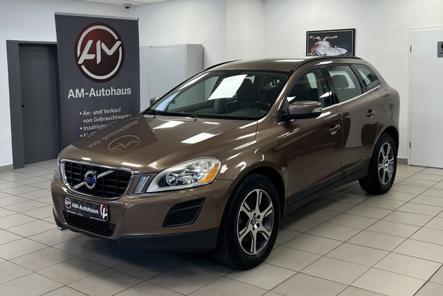 Volvo XC 60 XC60 Momentum AWD *AHK*Klima*PDC*2.Hand