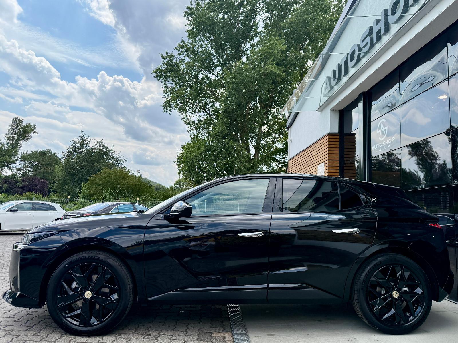 DS Automobiles Nº4 BlueHDi 130 DS Performance Line