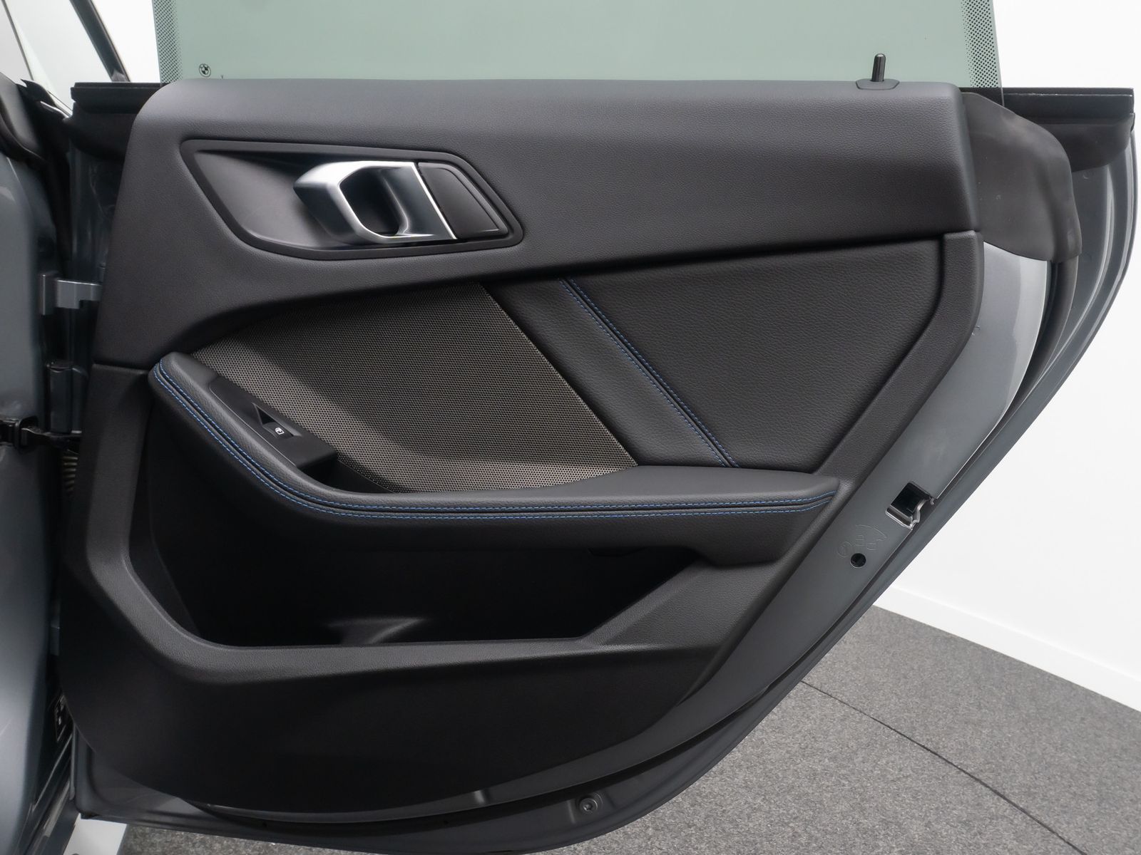 Fahrzeugabbildung BMW 218i Gran Coupé M Sport Kamera DAB HUD Panorama