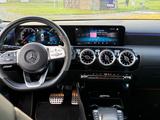 Mercedes-Benz A 250 AMG Line LED+ Kamera 8 fach Alu Felgen 