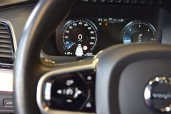 Fahrzeugabbildung Volvo XC90 Momentum AWD Leder LED AHK ACC Kamera 20"