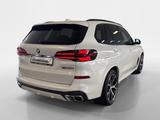 BMW X5 M60i xDrive - weiße BMW X5 M60