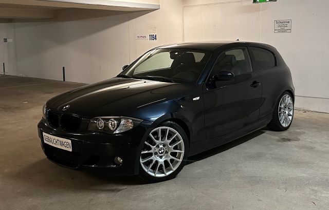 BMW 120i *M-Sportpaket* Xenon* 18 Zoll* Scheckheft*