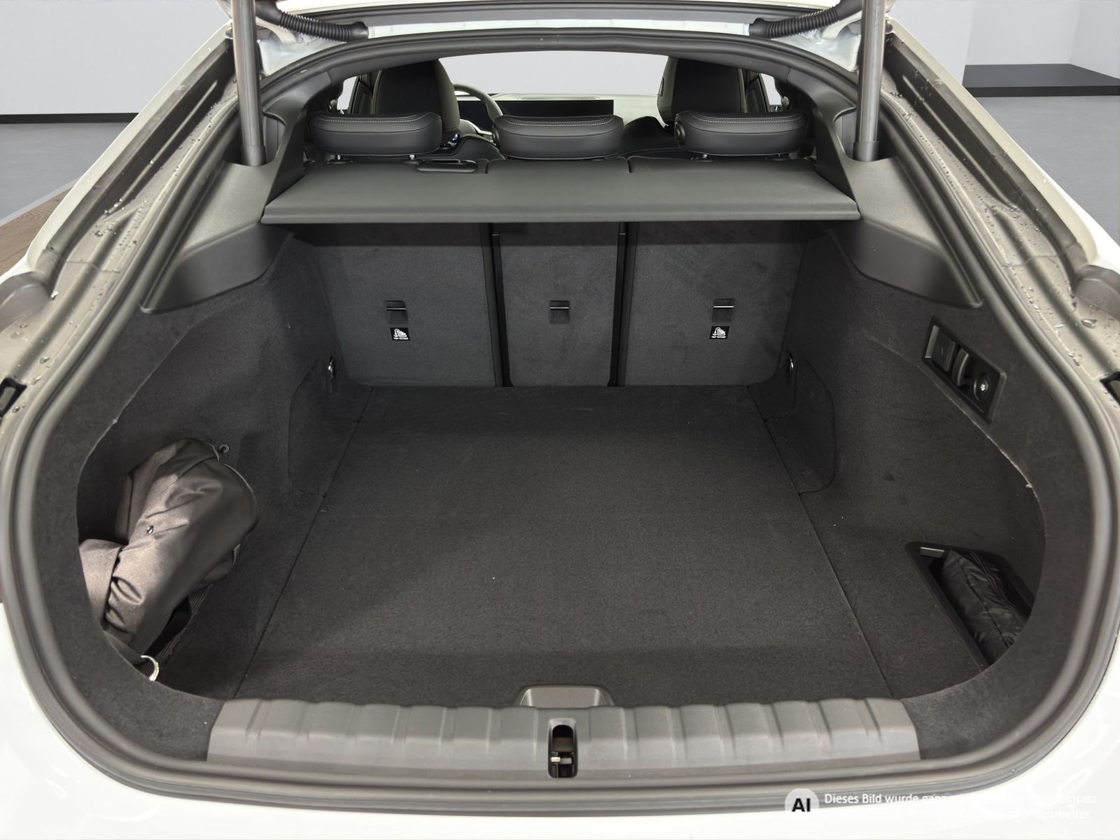 BMW i4 - Bild 12