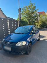 Volkswagen VW Fox 1.2 Benziner  TÜV neu  sparsam & ... - Volkswagen Fox in Stuttgart