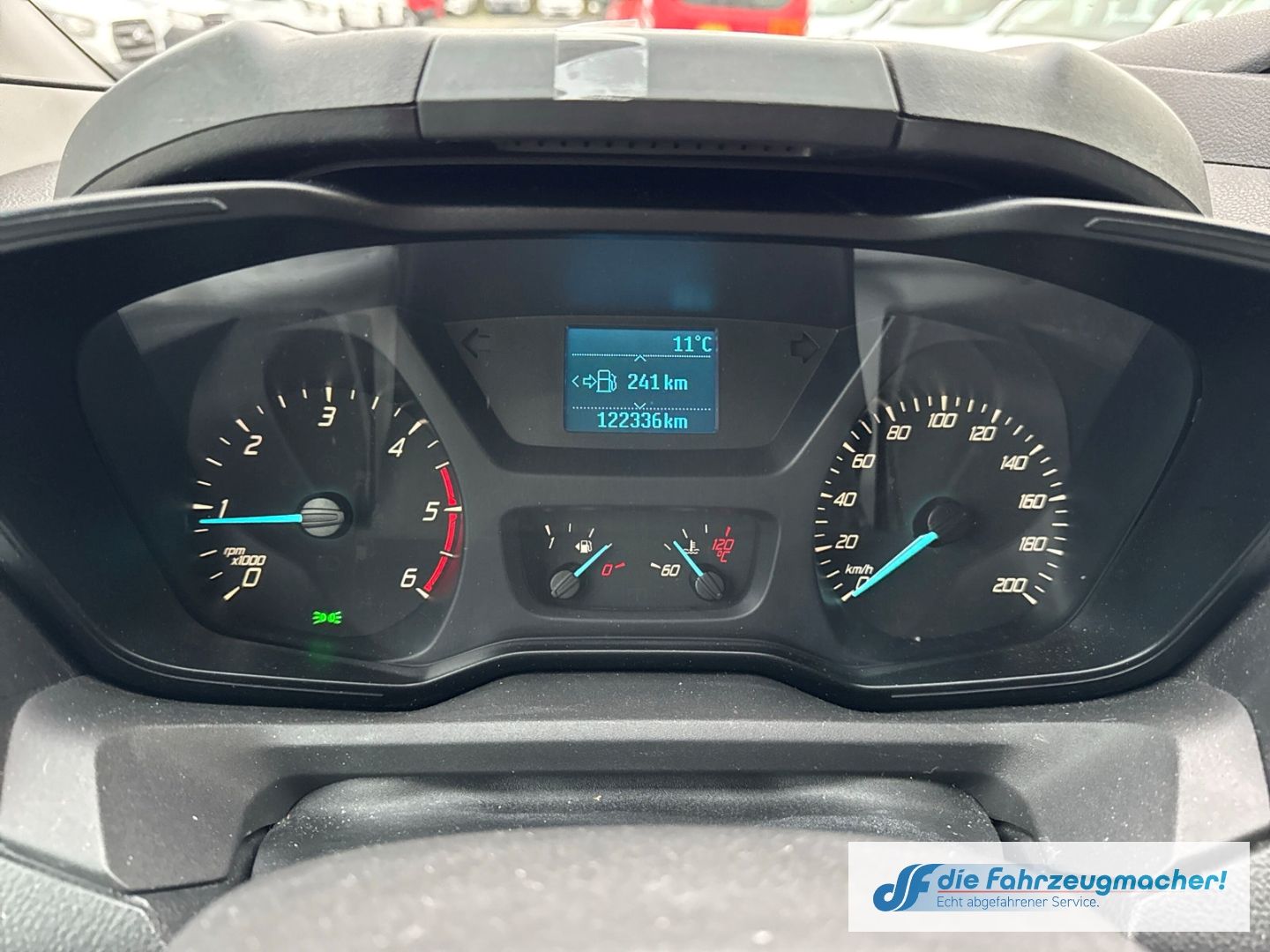 Fahrzeugabbildung Ford Transit Custom Tourneo 300 L1 *2131