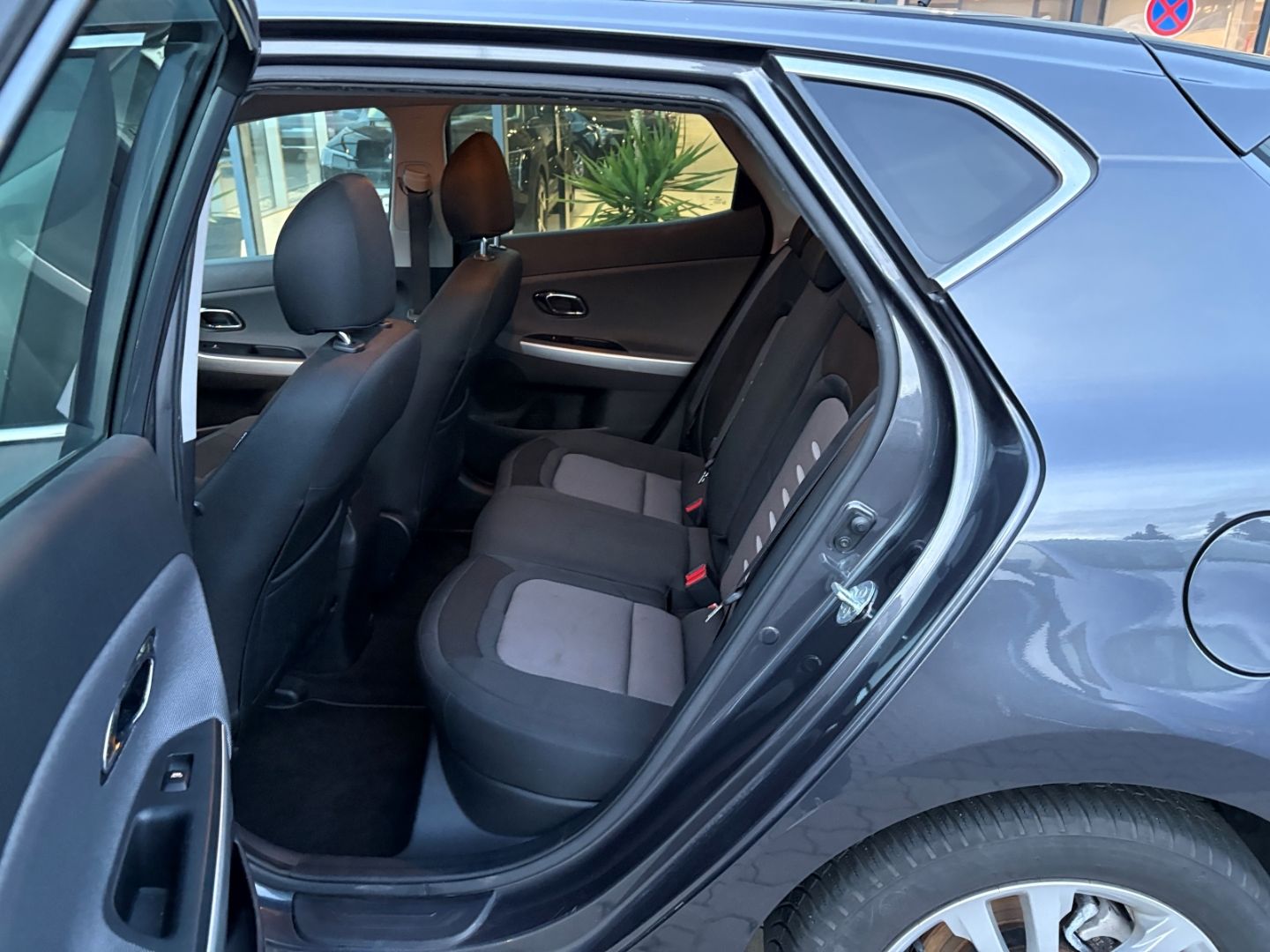 Fahrzeugabbildung Kia Ceed FIFA World Cup Edition Navi Mehrzonenklima