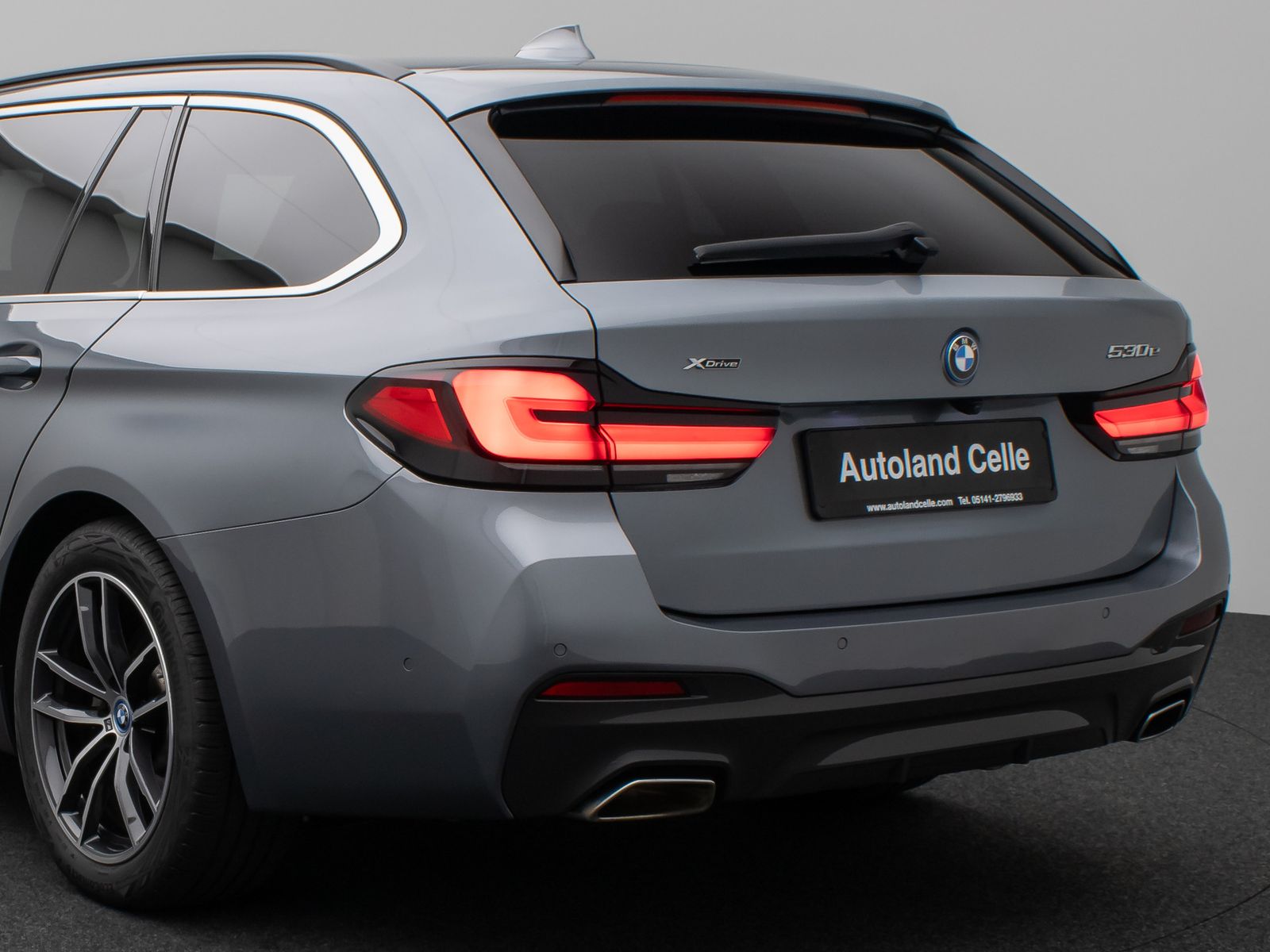Fahrzeugabbildung BMW 530e xD M Sport Panorama 360°DAB HiFi AHK Alarm