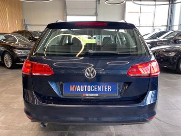 Volkswagen Golf VII Variant Trendline BlueTDI