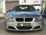 BMW 320i Edition Sport Automatik *Garagenwagen* - BMW 320 aus 2010: 320i