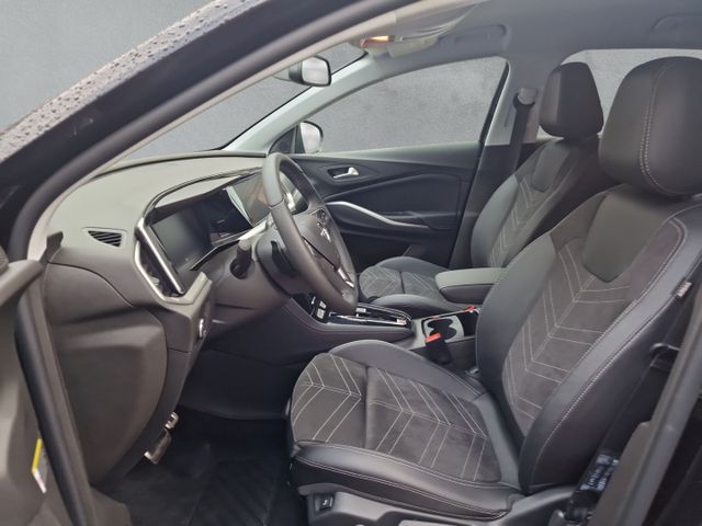 Grandland Elegance 1.2 VOLL-LED NAVI KEYLESS NOT