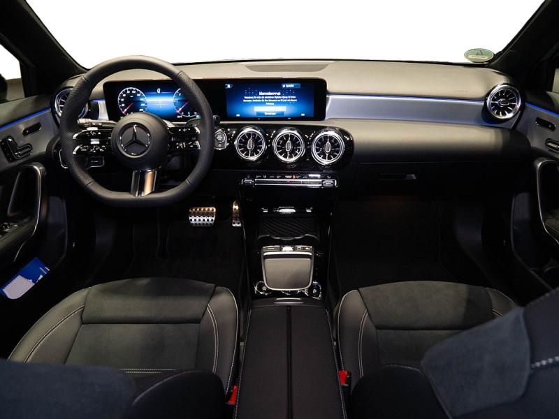 Mercedes-Benz A-Class d Kompaktlimousine Mercedes-Benz A 200 d A, миниатюра 6