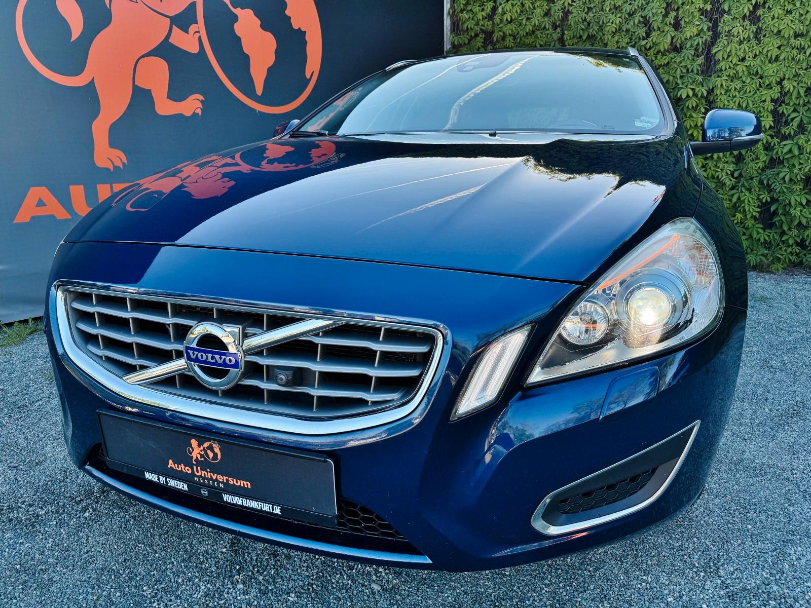 Volvo V60 #1.HAND#TÜV#SERVICE#SCHECKHEFT#NAVI#TOP!
