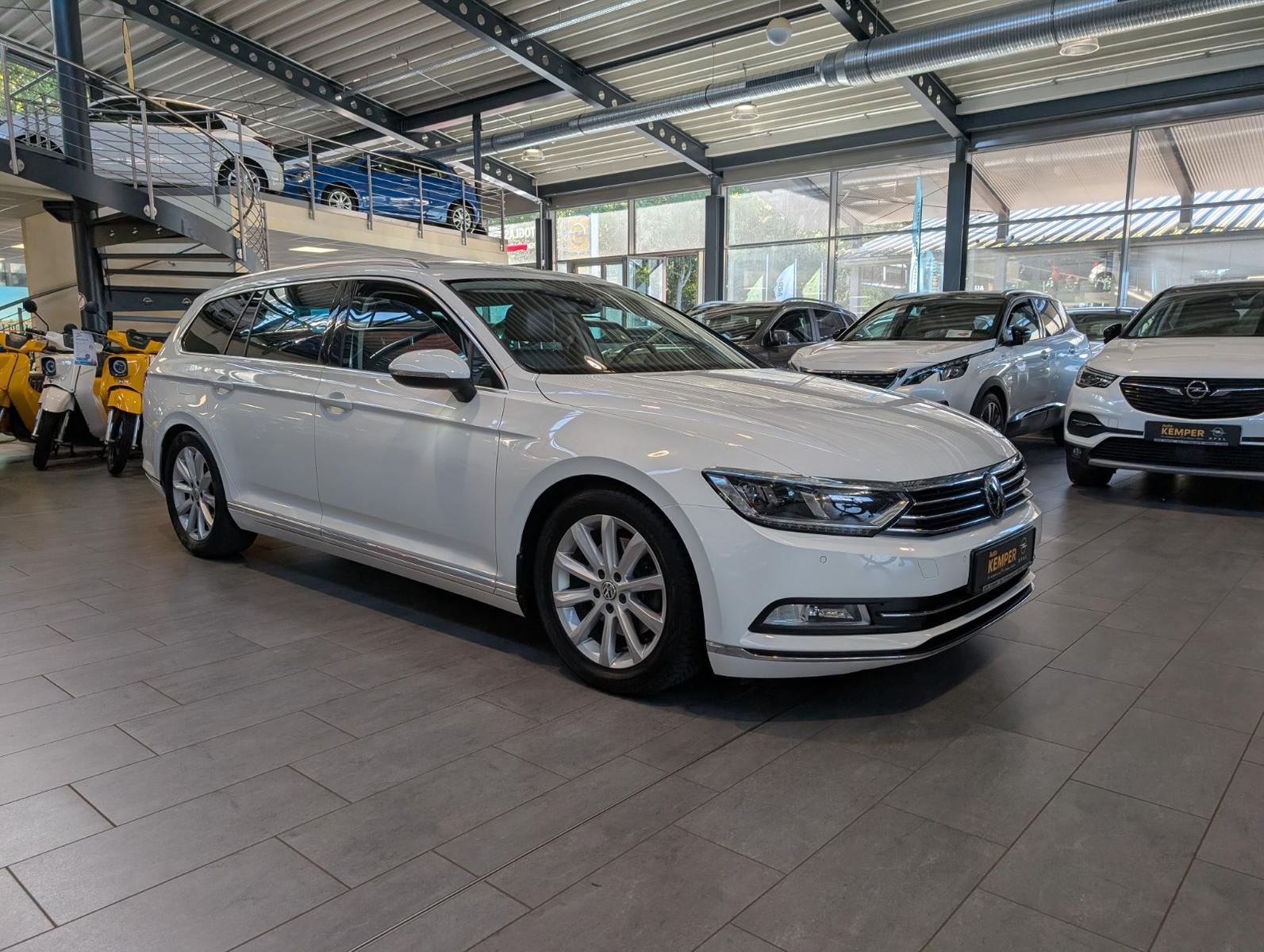 Volkswagen Passat Highline SH Navi Android Apple PDC AHK
