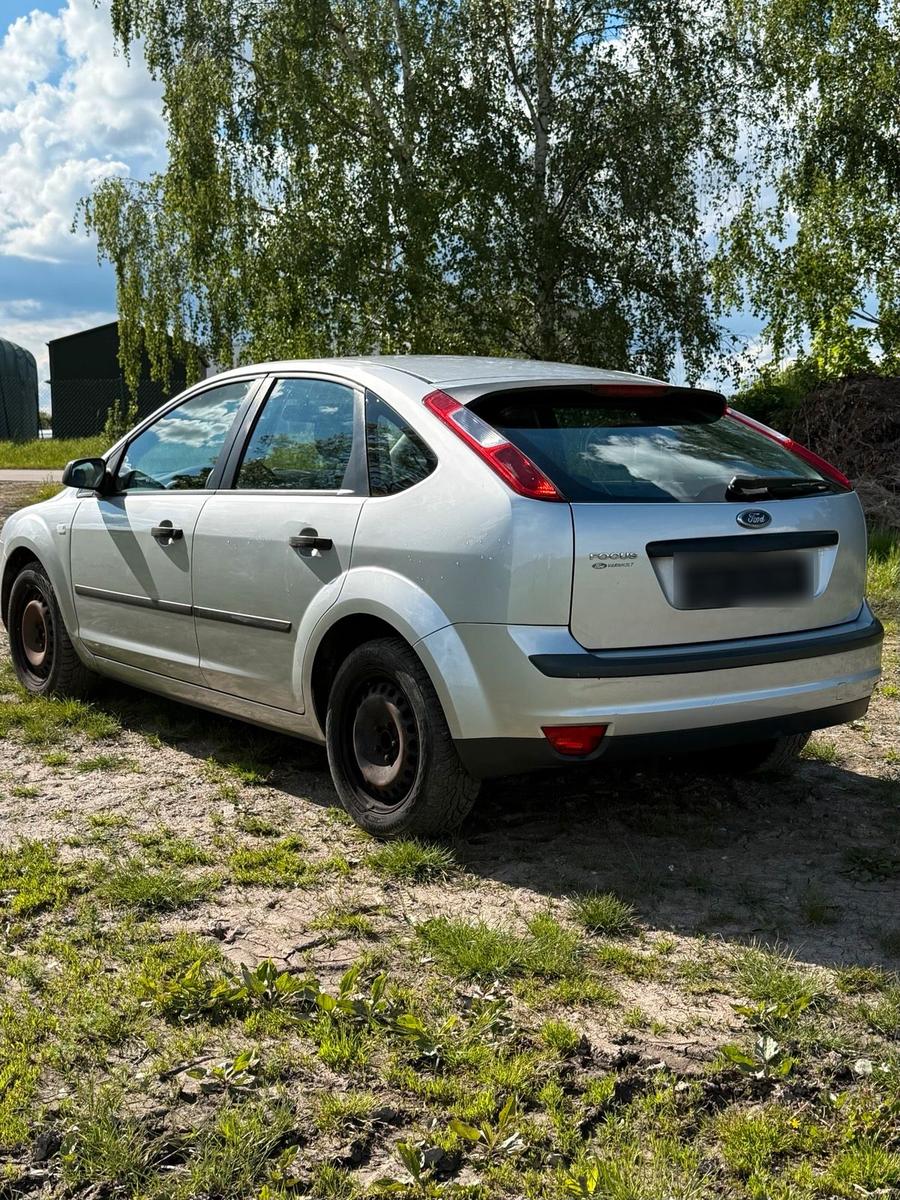 Ford Focus 2006 — photo 6